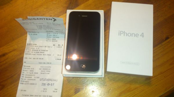 iphone 4 (apple)